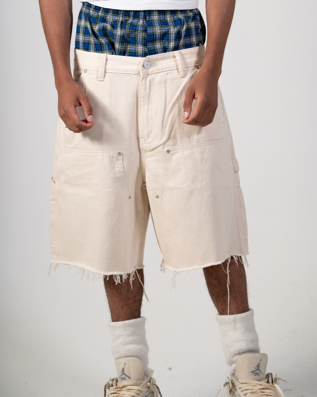 DOUBLE KNEE SHORTS - OFF WHITE